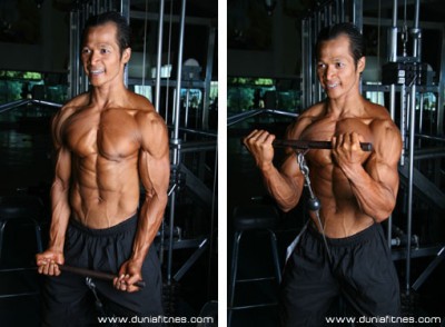 Biceps Exercise Instructions: How to Perform Standing Cable Curls