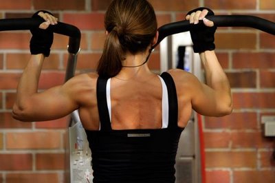 Keep That Chin Up: Pull-ups Vs. Chin-Ups and How To Perform Them Correctly