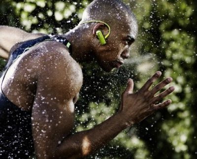 Does Listening to Your iPod While You Exercise Make You Stronger?